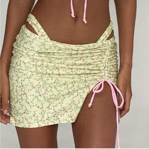 Motel Rocks bathing swim skirt. Brand new with tags Size M